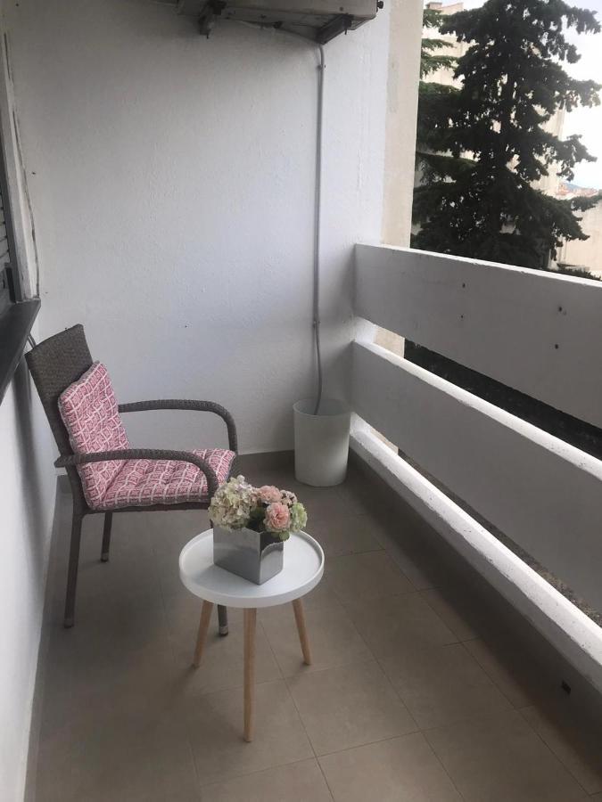 2 bedroom apartment/parking/market Split Eksteriør bilde