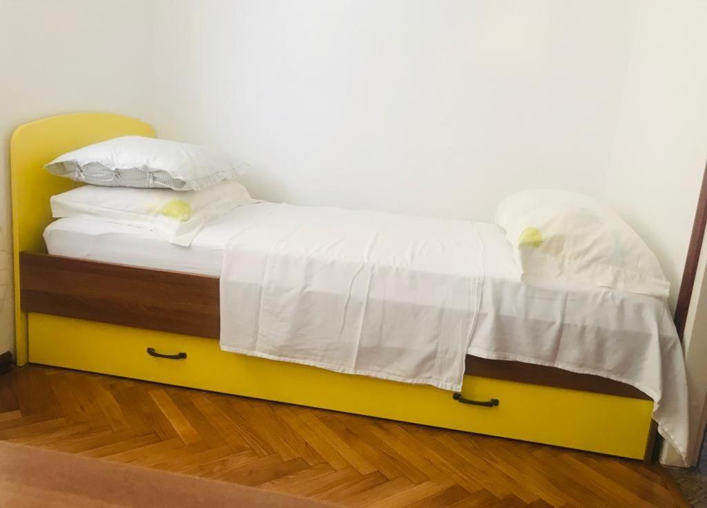 2 bedroom apartment/parking/market Split Eksteriør bilde