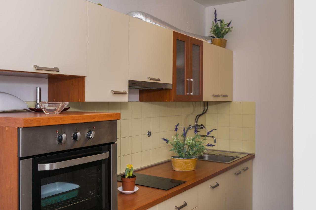 2 bedroom apartment/parking/market Split Eksteriør bilde