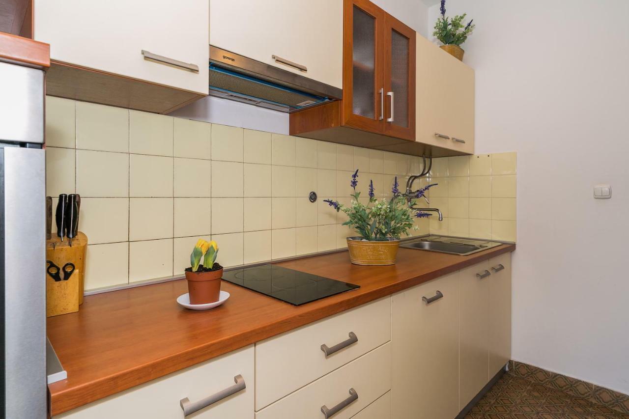 2 bedroom apartment/parking/market Split Eksteriør bilde